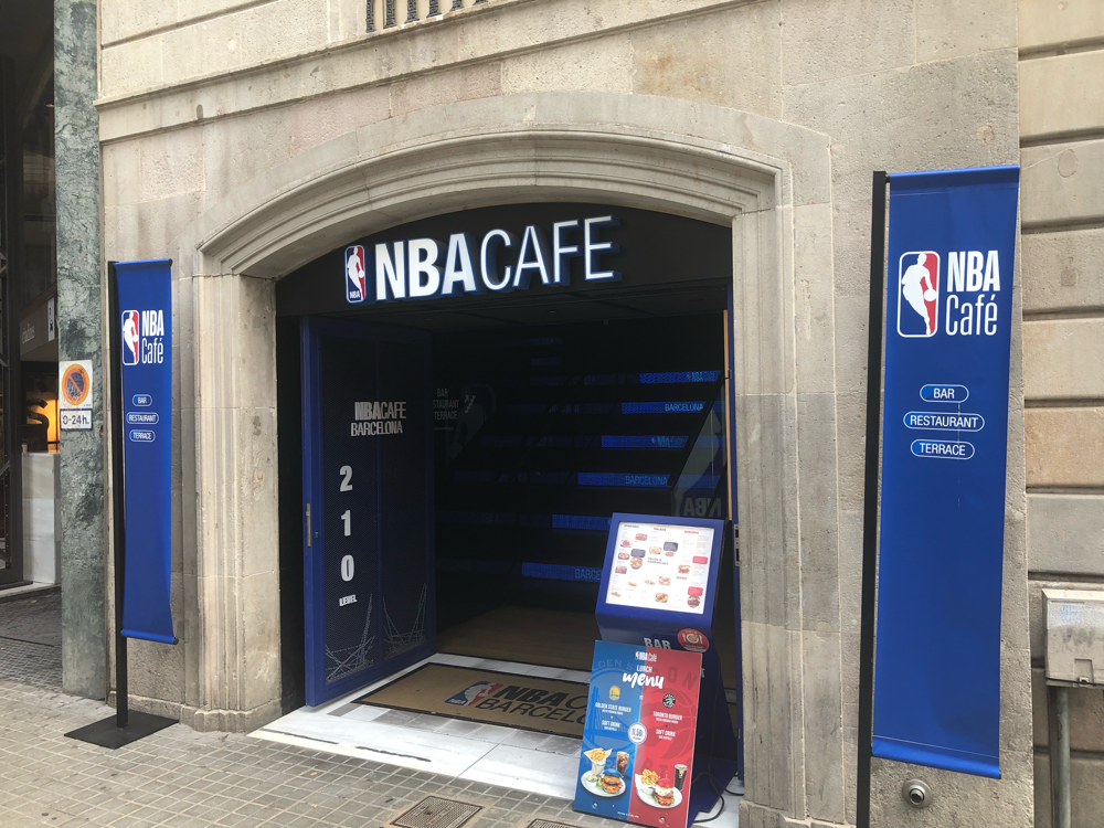 NBA Café auf Las Ramblas - Barcelona